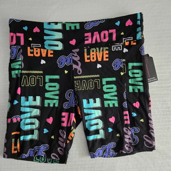 NO BOUNDARIES Stretchy Black LOVE Bike Shorts Youth XL Which is Woman's Large - Picture 6 of 12